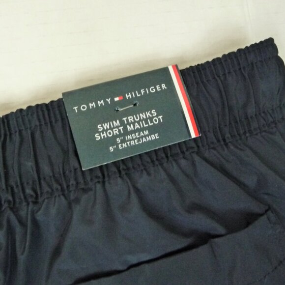 TOMMY HILFIGER SWIM TRUNKS SIZE MEDIUM - Picture 3 of 12